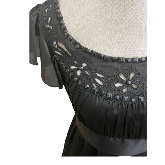 Lucy Paris baby doll round color with embroidery and stones tie back size Small - Picture 4 of 11